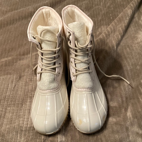 Duck boots - Picture 1 of 5